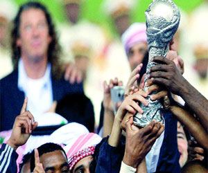   مصر اليوم - ميتسو: أتوقع مفاجأة إماراتية في «خليجي ‬21»